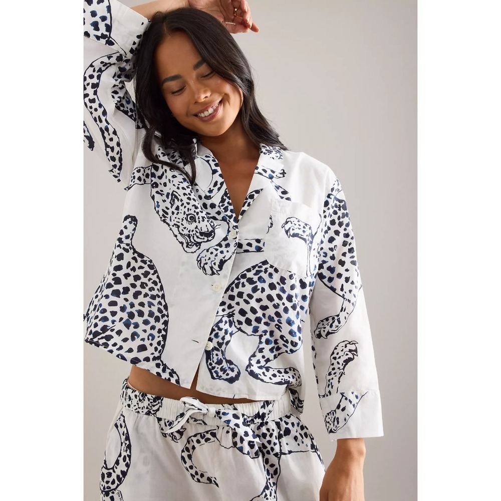 Desmond & Dempsey Jaguar Boxy Shirt & Wide-Leg Trousers Pyjama Set - Picture 7 of 8
